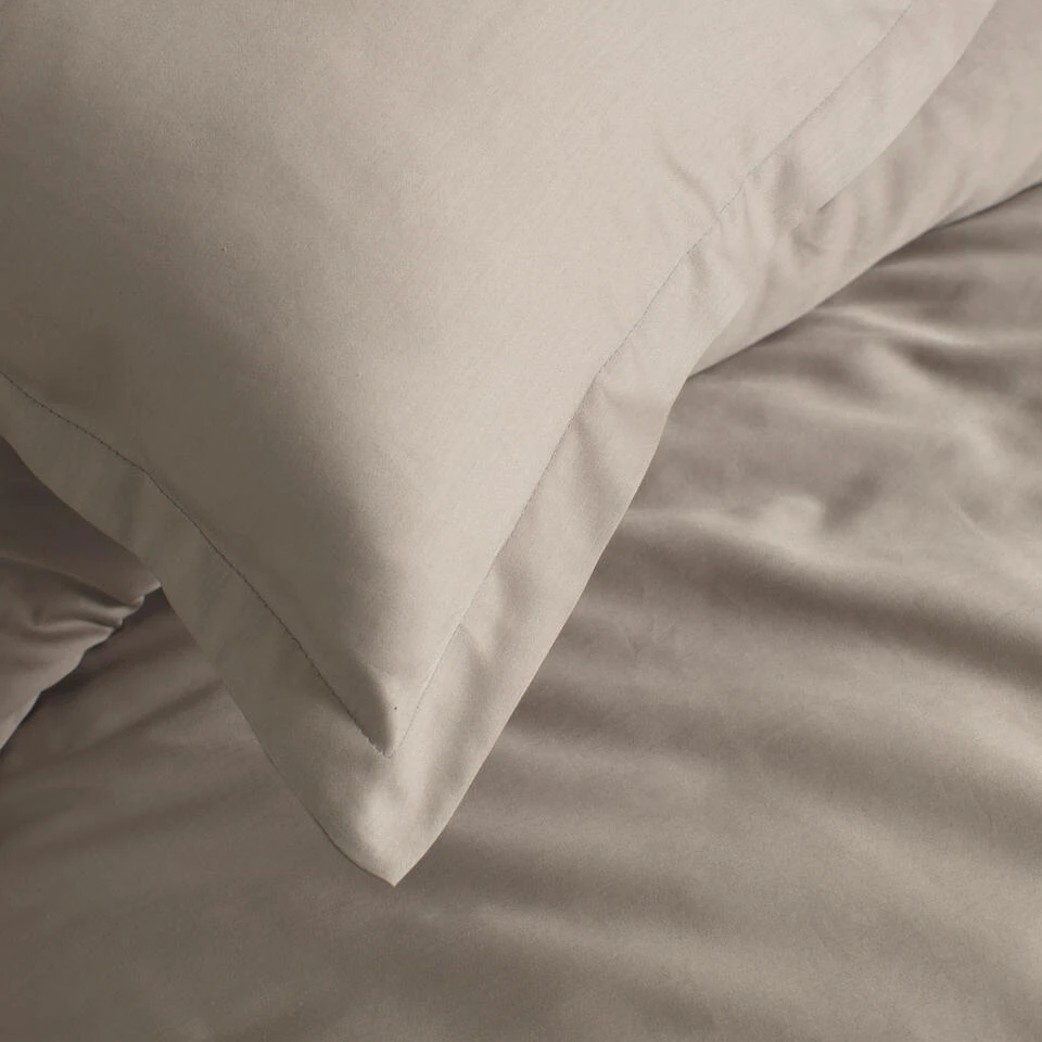 Cinderella Dekbedovertrek Satijn - 260x200/220 Cm - Taupe 5 Cinderella Dekbedovertrek Satijn - 260x200/220 Cm - Taupe - Afbeelding 3