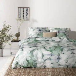 Cinderella Dekbedovertrek Levy - Satijn - 260x200/220 Cm - Green 6 Cinderella Dekbedovertrek Levy - Satijn - 260x200/220 Cm - Green -Cinderella Sales Store 1000034526 0101