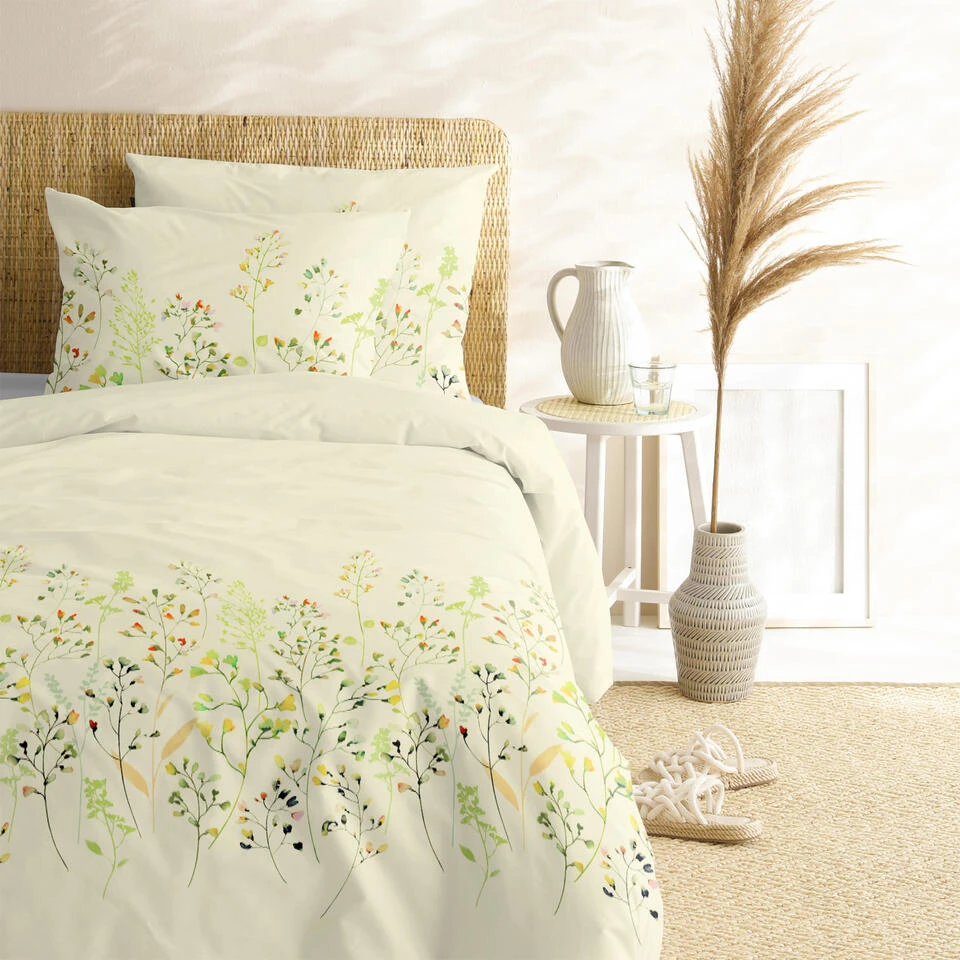 Cinderella Dekbedovertrek Isabella - Satijn - 140x200/220 Cm - Yellow 4 Cinderella Dekbedovertrek Isabella - Satijn - 140x200/220 Cm - Yellow - Afbeelding 2