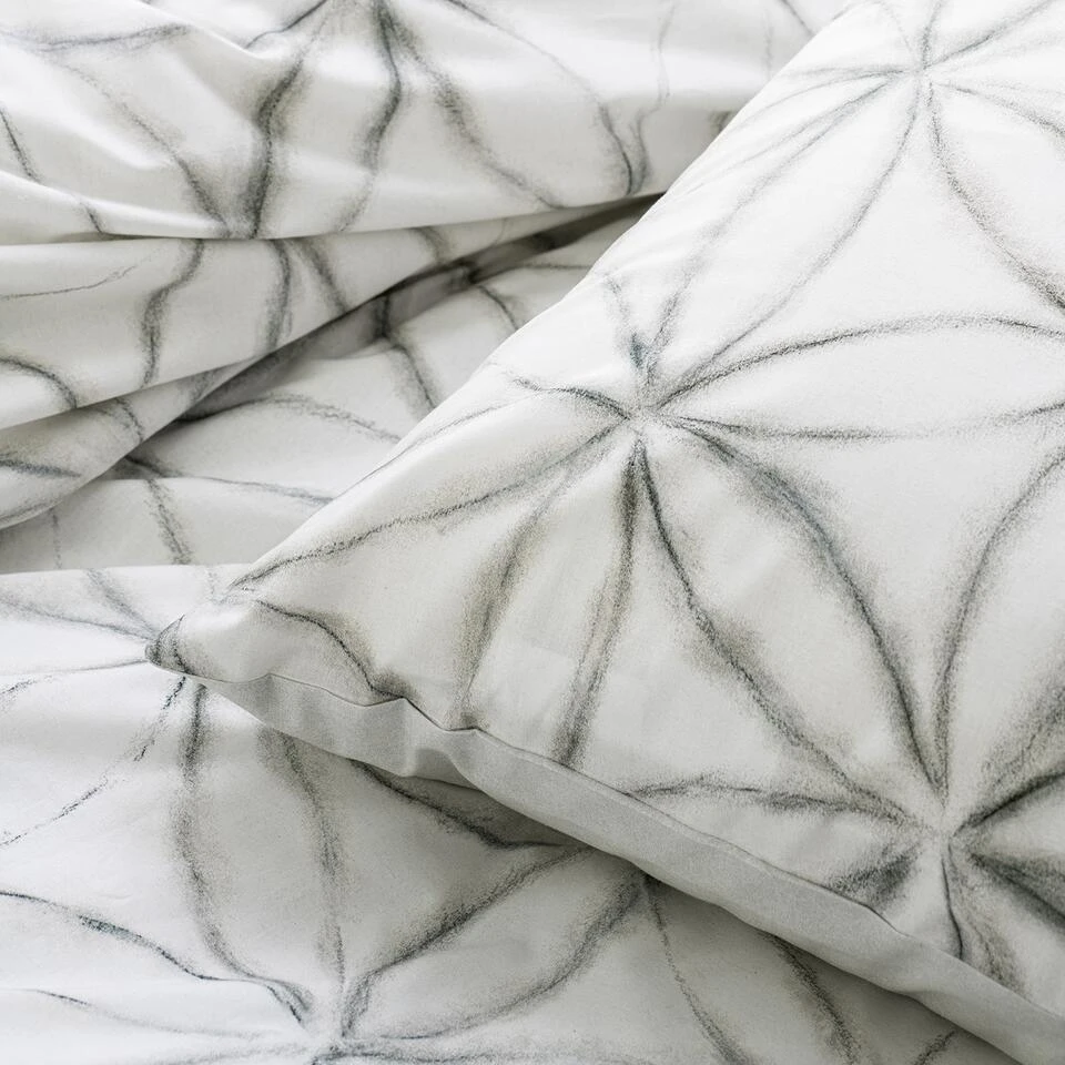 Cinderella Isolde - Dekbedovertrek - Katoen - 200x200/220 Cm - Off White 5 Cinderella Isolde - Dekbedovertrek - Katoen - 200x200/220 Cm - Off White - Afbeelding 3