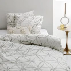 Cinderella Isolde - Dekbedovertrek - Katoen - 200x200/220 Cm - Off White 9 Cinderella Isolde - Dekbedovertrek - Katoen - 200x200/220 Cm - Off White -Cinderella Sales Store 1000055054 0103