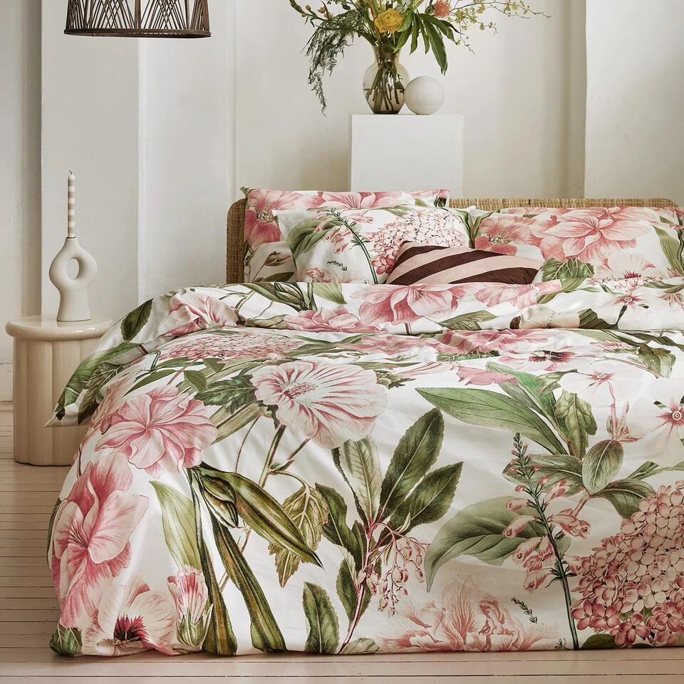 Cinderella Xandra - Dekbedovertrek - Satijn - 200x200/220 Cm - Rose 4 Cinderella Xandra - Dekbedovertrek - Satijn - 200x200/220 Cm - Rose - Afbeelding 2