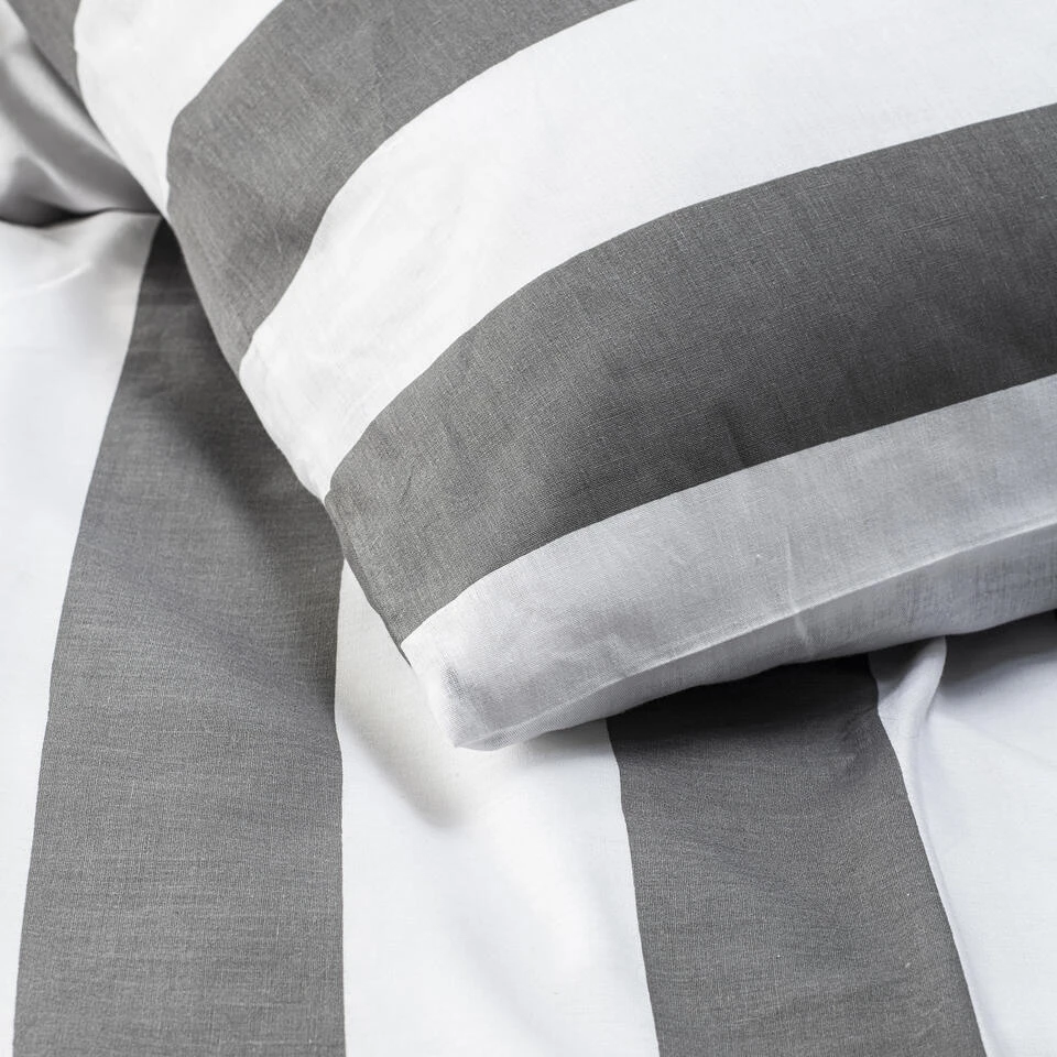 Cinderella Kinderdekbedovertrek Jacky - Katoen - 120x150 Cm - Anthracite 6 Cinderella Kinderdekbedovertrek Jacky - Katoen - 120x150 Cm - Anthracite - Afbeelding 4