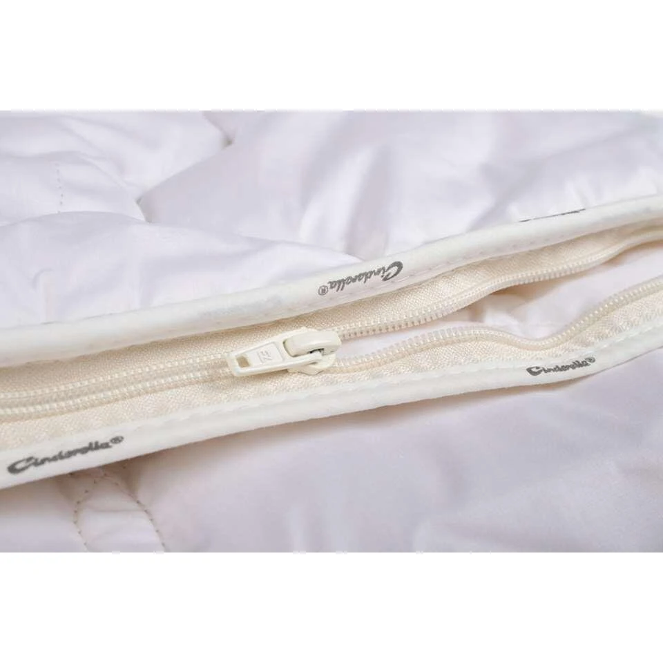 Cinderella Dekbed Lana 2.0 - 4-seizoenen - 200x200 Cm 5 Cinderella Dekbed Lana 2.0 - 4-seizoenen - 200x200 Cm - Afbeelding 3